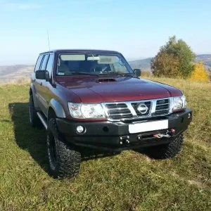 Compra Adesso Paraurti Anteriore Con Supporto Verricello Nissan Patrol GR Y61