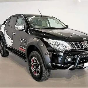 Economico Parafanghini Supplementari Mitsubishi L200 2015-