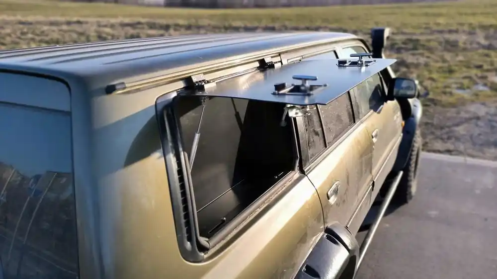 Nuova Collezione Vano Porta-Oggetti Vetro Posteriore Destro Nissan Patrol GR Y61