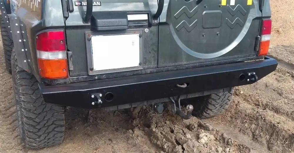 Saldi Paraurti Posteriore Nissan Patrol GR Y60