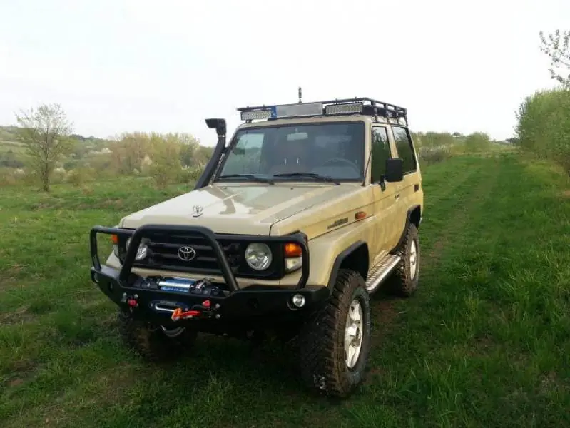 Paraurti Anteriore Bullbar Toyota BJ e HZJ Serie 70 Novità