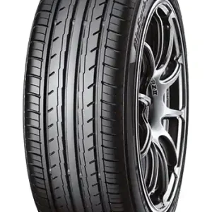 YOKOHAMA 215/55 VR17 TL 94V YOKO BLUEARTH ES32 Super Prezzo