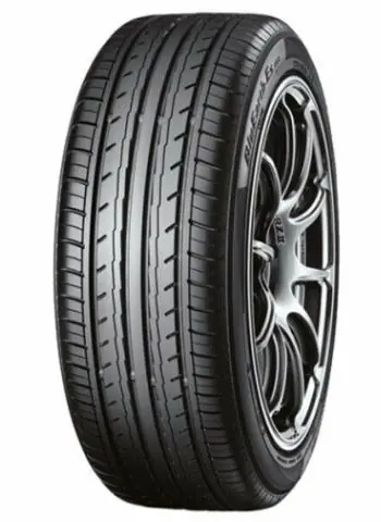 Offerta 165 70 R14 81T YOKOHAMA BLUEARTH ES32