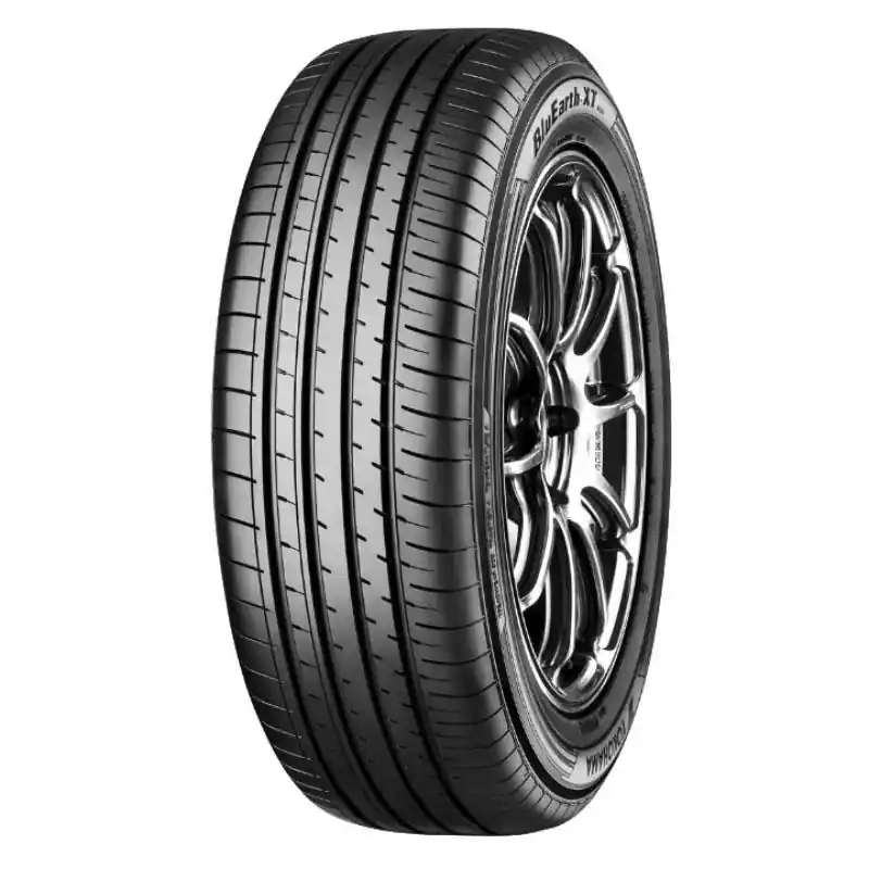 YOKOHAMA BLUEARTH XT AE61 215/60 R17 96H TL Offerta